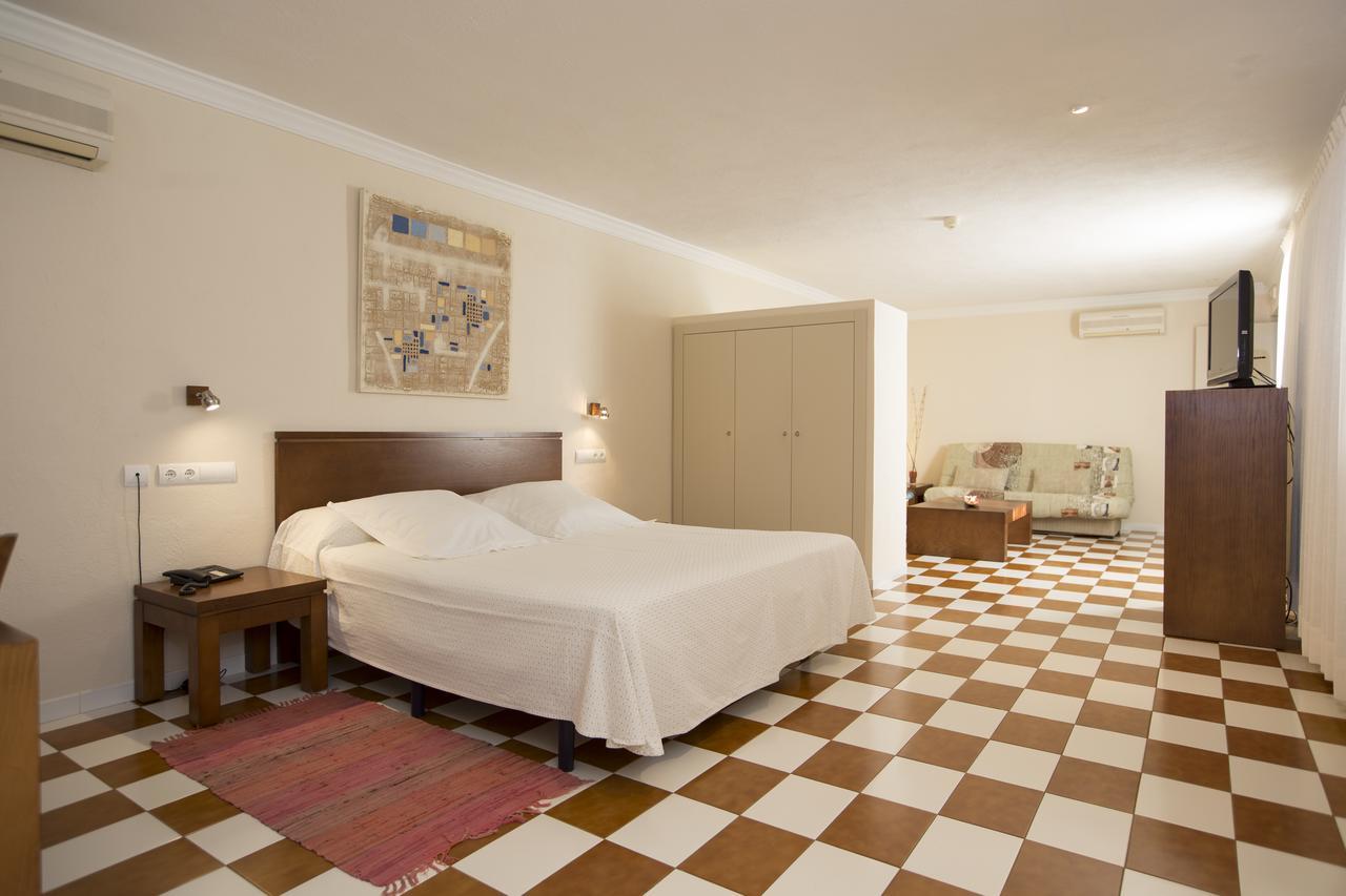 Hotel Cal Naudi Les Cases d'Alcanar Dış mekan fotoğraf